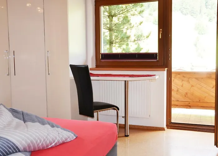 アパート Appartments Enterwald トゥクス